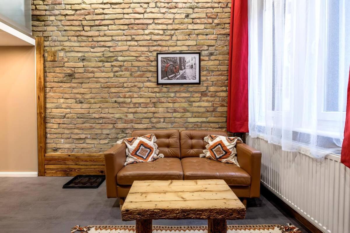 L1 Apartments ブダペスト エクステリア 写真